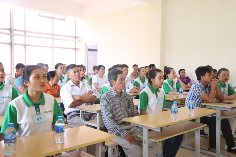 Đại diện Tập đoàn Prime Delica gặp mặt gia đình và ký kết hợp đồng