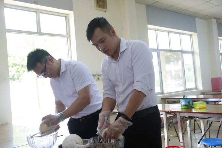 Những cốc chè đặc biệt