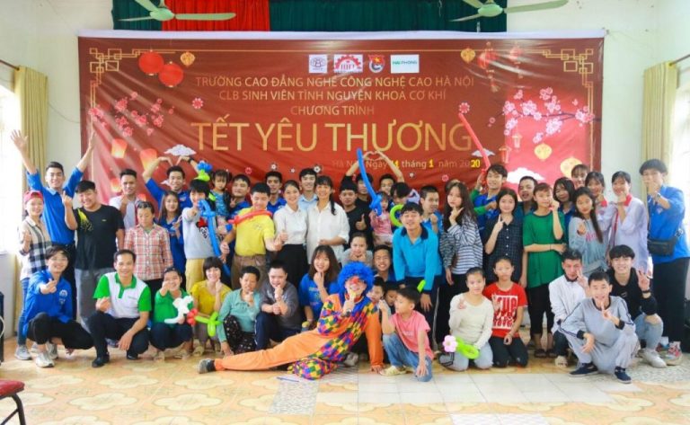 HẢI PHONG VUI TẾT YÊU THƯƠNG TẠI LÀNG HỮU NGHỊ VIỆT NAM