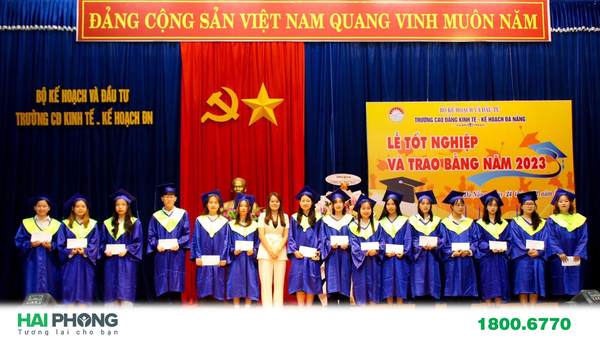 Hải Phong đồng hành cùng Lễ trao bằng và ngày hội việc làm tại trường CĐ Kinh tế – Kế hoạch Đà Nẵng