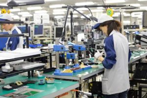 Nữ Nên Chọn Công Việc Nào Khi Đi Nhật? Top 5 Ngành Nghề Thực Tế và Thu Nhập Cao