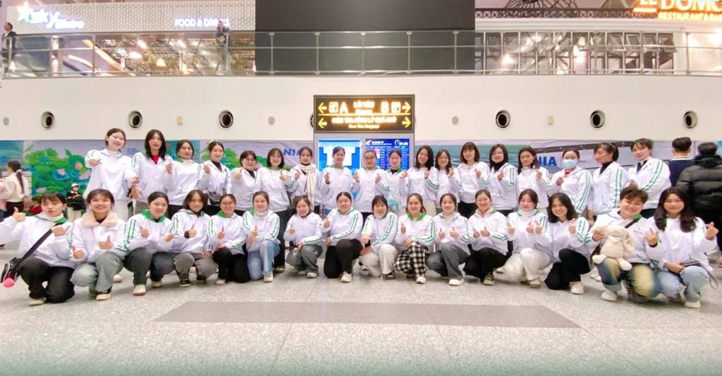 34 HỌC VIÊN HẢI PHONG XUẤT CẢNH