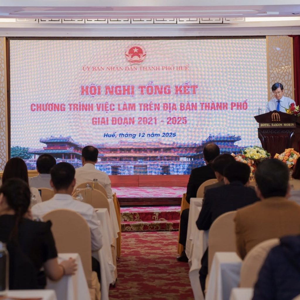 Khẳng định vị thế tại hội nghị tổng kết việc làm của thành phố Huế của Hải Phong MTV