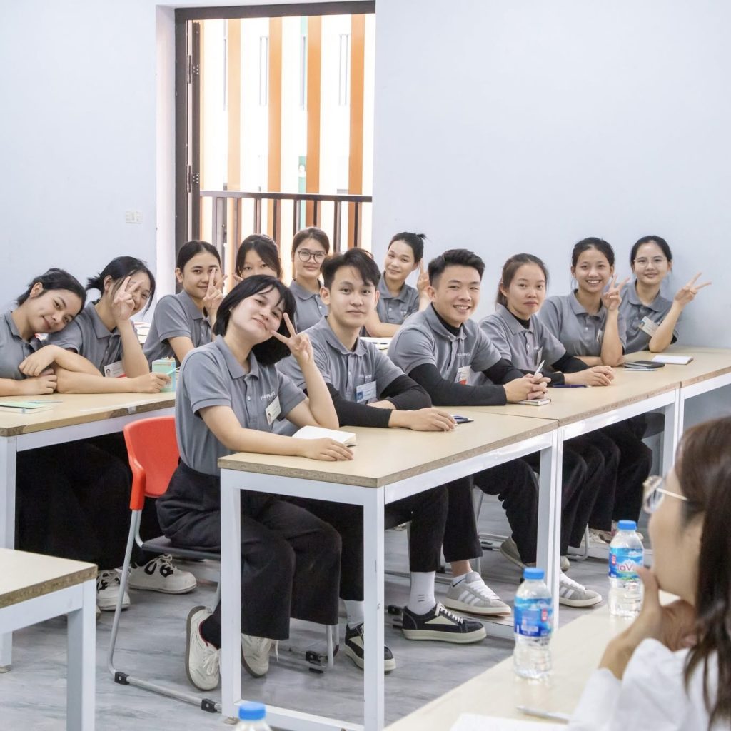 Bế giảng khoá đào tạo tháng 11 tại Hải Phong MTV