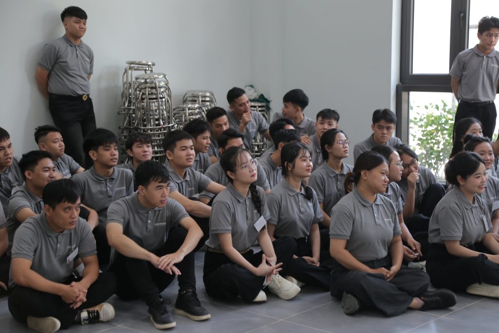 Quy Trình Kiểm Tra Và Thẩm Định Đơn Tuyển Đi Nhật Tại Hải Phong Connect Trước Khi Đăng Tuyển