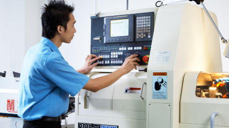 Chương trình kỹ sư vận hành máy CNC tại Nhật
