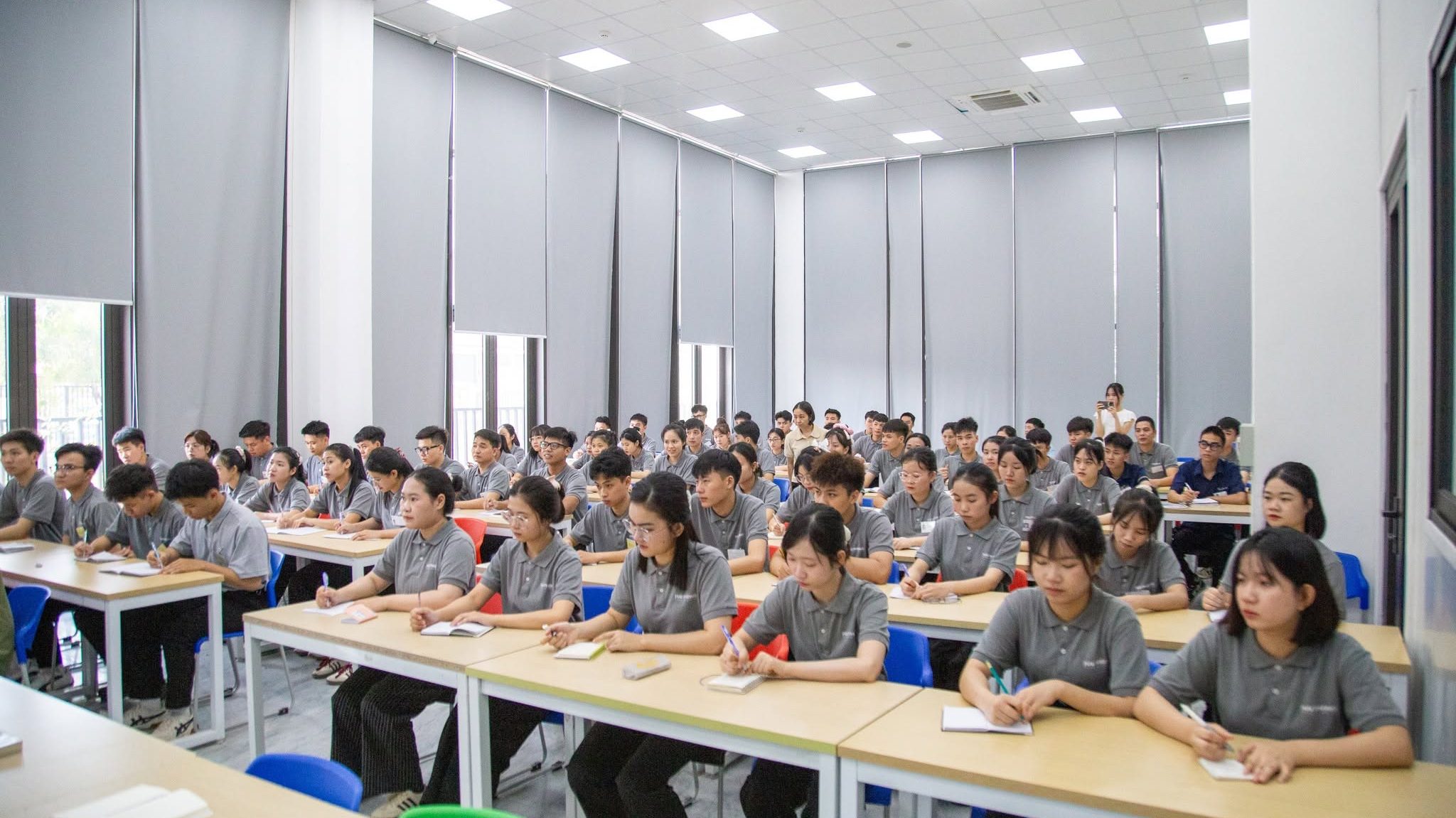 Học viên hỌC