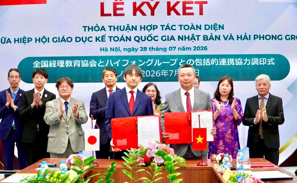 Lễ ký kết Thoả thuận hợp tác toàn diện giữa HAI PHONG GROUP và Hiệp hội Giáo dục Kế toán Quốc gia Nhật Bản 