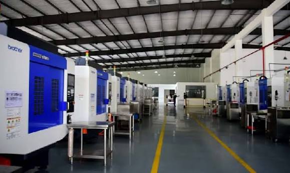 Điều khiển, vận hành máy cơ khi tự động cnc