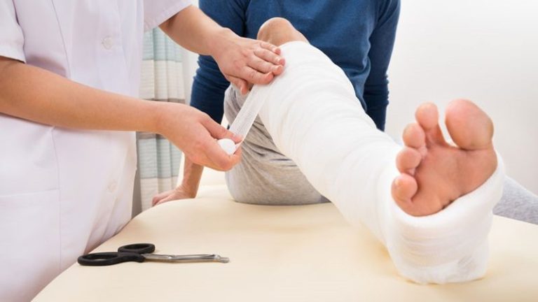 Tiền sử gãy xương đã hồi phục có cần lưu ý gì khi chọn đơn đi Nhật?