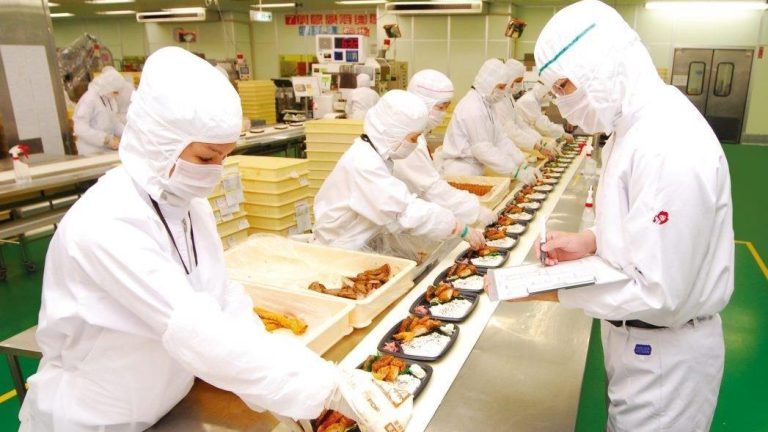 Kiểm Tra Chất Lượng Thực Phẩm Tại Nhật Cần Những Kỹ Năng Nào? Giải Mã Thực Tế Cùng Hải Phong Connect